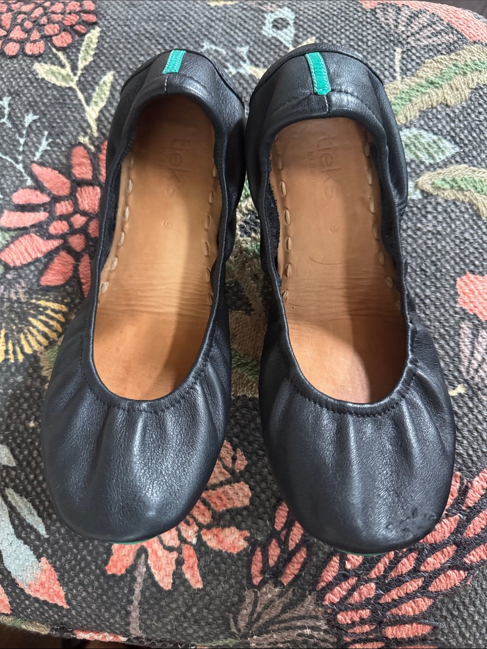 Black Tieks  9